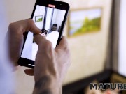 MATURE4K Mature shows naked body to stepson who sneaks into the snatch 3/16