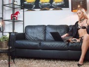 Lesbea Sexy black Goddess Zaawaadi and her pretty european lover Jenny Wild lesbian pussy eating 1/16