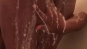 SHOWER PLAY