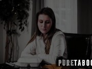 The Mysterious Delivery Girl Ate Her Fresh Pussy Out 16/16