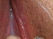 Mi vagina virgen y peluda