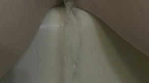 Slow pee in the shower