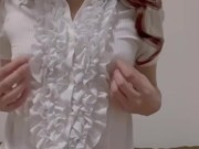 【個人撮影】究極のクリ責めでイキまくる！素人OL初のおもちゃオナニー！ 2/16