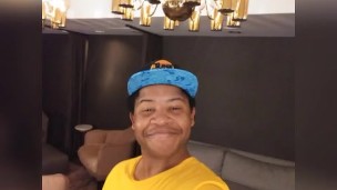 MCGOKU305 HAVING A WILD SEX PARTY WITH SEXY GIRLS