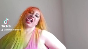 Dance Big Boobs