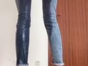 couldnt hold it anymore and piss down my legs