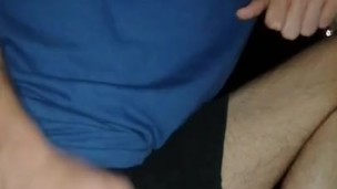 Estaba paseando en el campo, y me fuí a jugar con mi rabo un rato 😈🍆💦