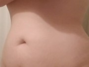 Milf with wet pussy shows off for you 
