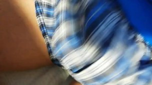 パンツを履いたままオナニーを決行