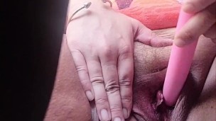 Phat thickness sedutora porto-riquenha milf vagabunda toca e brinca com sua buceta até o orgasmo 