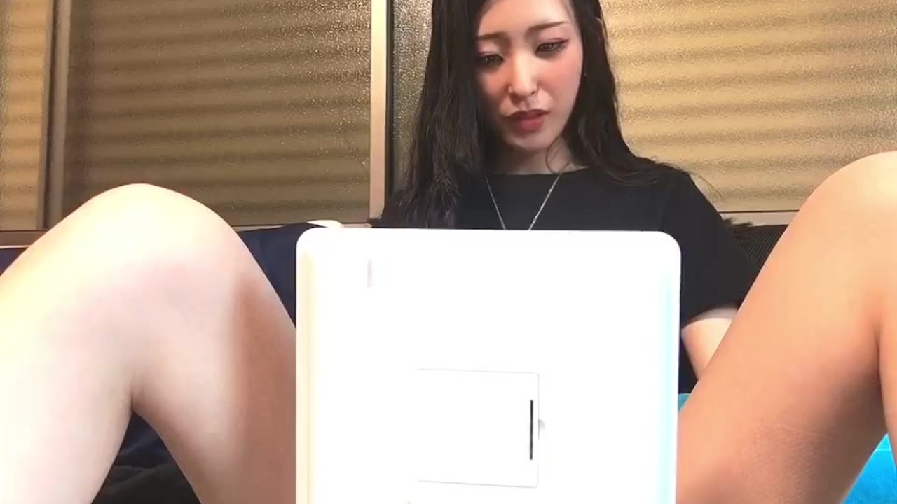 Japanese cute girl removes hair♥ It's alomost masturbation lol - RedTube