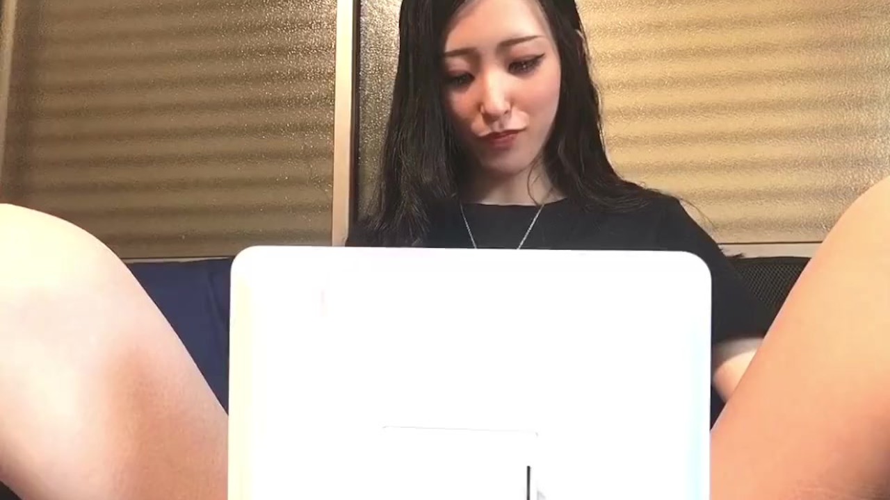 Japanese cute girl removes hair♥ It's alomost masturbation lol - RedTube