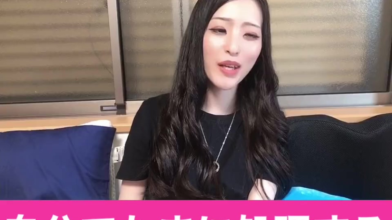 Japanese cute girl removes hair♥ It's alomost masturbation lol - RedTube