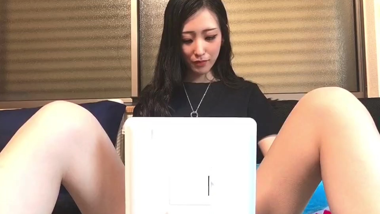 Japanese cute girl removes hair♥ It's alomost masturbation lol - RedTube