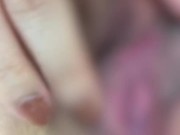 【オナニー記録】家族がいる隣の部屋で声をころしておもちゃオナニー_変態OLの勃起クリおまんこ接写