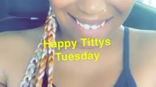 Titty Tuesday w/ ZolaFoxxx in tha Carwash