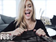 Mofos - Tatted Babe Kali Roses Loves Filling Her Mouth With Jmac's Big Cock & Cum In Public 4/16