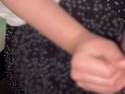 手コキシリーズです。我慢汁いっぱい垂らしちゃって気持ち良くなってます。 3/16