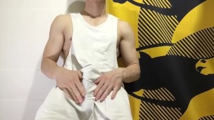 マッチョのオナニー（筋肉質）