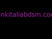 Mentre Mia Moglie Guarda e Le Annusa i Piedi La Padrona Mi Fa Una Sega Cuckquean Humiliation Handjob 16/16