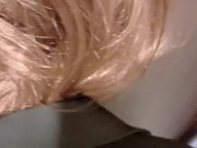 玄関でエッチしちゃう2人、声を出さないように手で口を塞がれながらエッチ - Screenshot 2 of 16 - Sensual