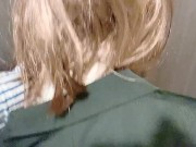 玄関でエッチしちゃう2人、声を出さないように手で口を塞がれながらエッチ - Screenshot 5 of 16 - Sex Doll