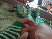 Удовлетворяю себя в чулках - Screenshot 15 of 16 - Femboy