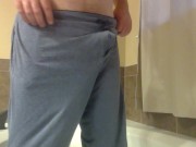 Pissing in the Tub 2/16