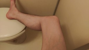 Whipping my thigh!! (solo S&M)