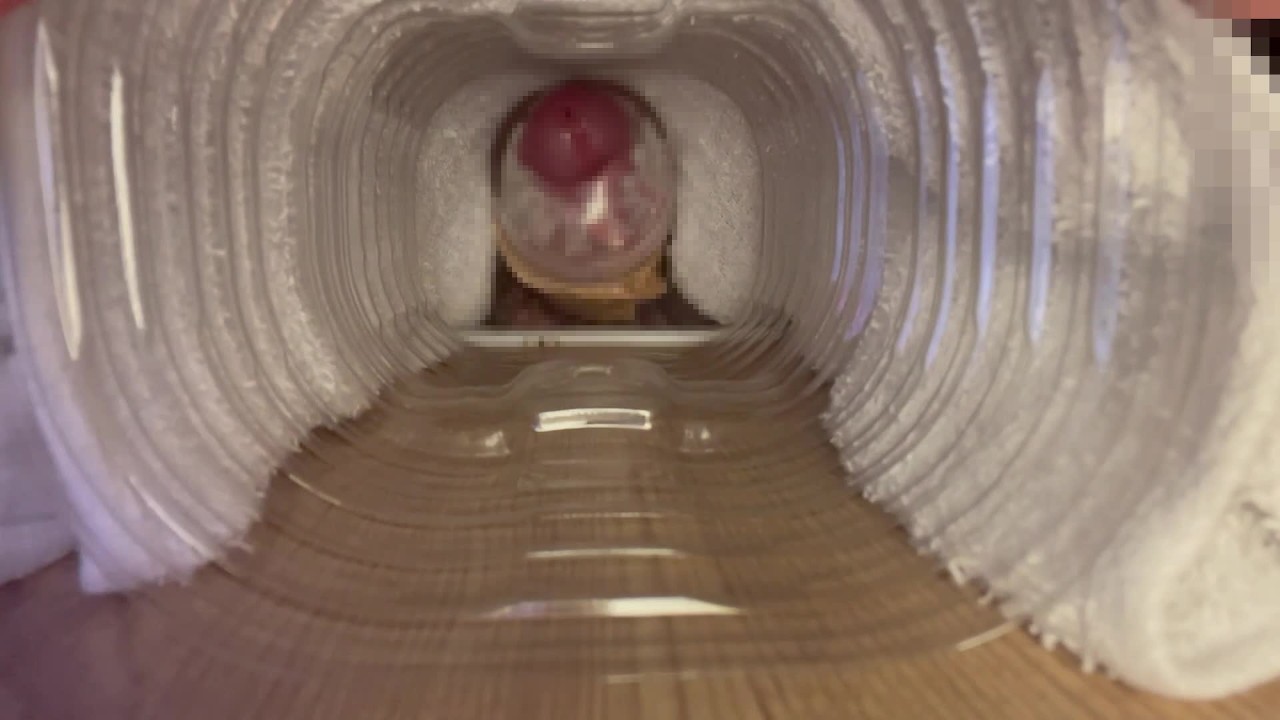 I made a cum shot in a plastic bottle. - Free Sex Video - RedTube