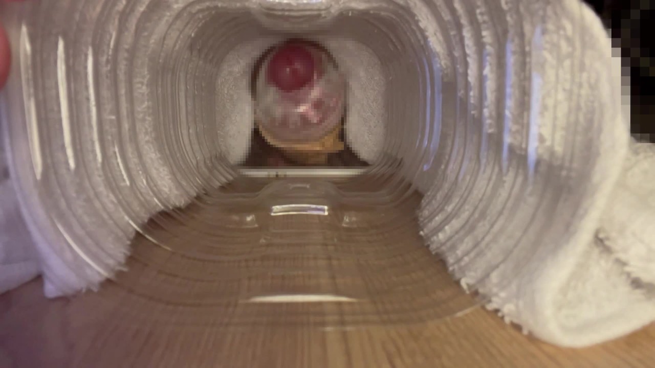 I made a cum shot in a plastic bottle. - Free Sex Video - RedTube