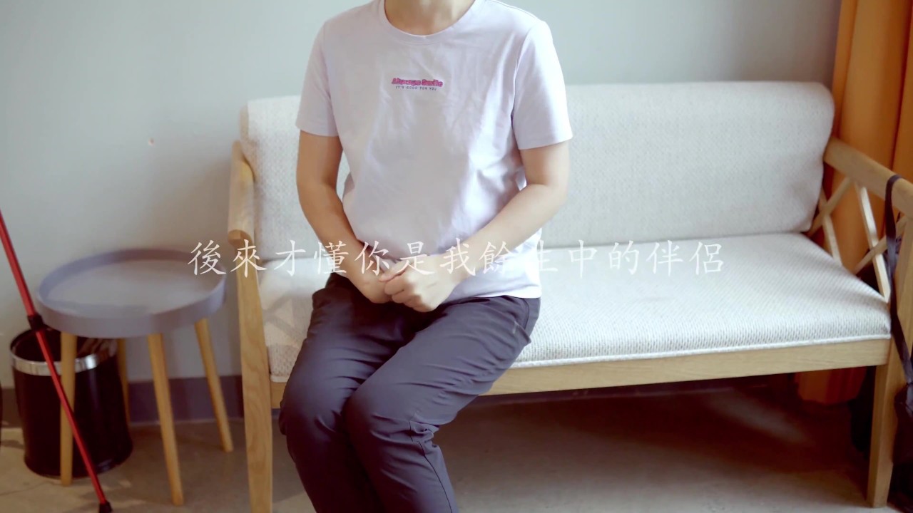 剧情：平面模特面试当场引诱HR合体，事后却成为了长期炮友「粉红兔TW」完整版看我的时间线留言 - Darmowe seks wideo - RedTube