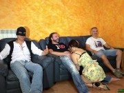 FemDom Teen Umilia Sfigato Coi Piedi Per Educarlo Foot Smelling Piedi Sudati Di Cattiva Ragazza 7/16