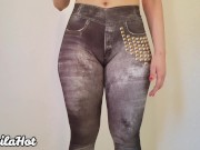 Trying the hottest leggings! (wow, cameltoe!)