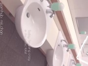 【オナニー公開】雑居ビルのトイレに現れた変態露出狂OLのオナニーMasturbation of a HENTAI exhibitionist japanese girl who appeared in 1/16