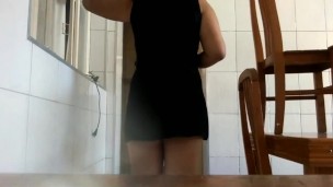 Bunduda de vestidinho sem calcinha