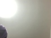 制服の柊シノアがうっかりパンチラしてしまう！！ - Screenshot 11 of 16 - HD