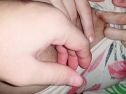 linda jovem recebendo carinho especial 12/16