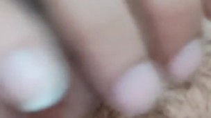 ماروو طلبت مني اصورلها زبري قبل متجيلي بيوم . استنو الفيديو الي جاي وانا بنيكها اللبوه وبشخها 