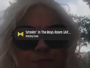 Sexy smoking Ms.Jade