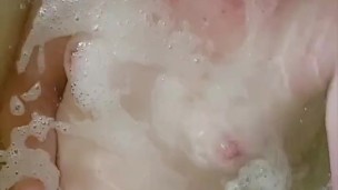Slow motion tittie waves