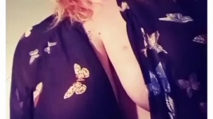 Milf rides Dildo