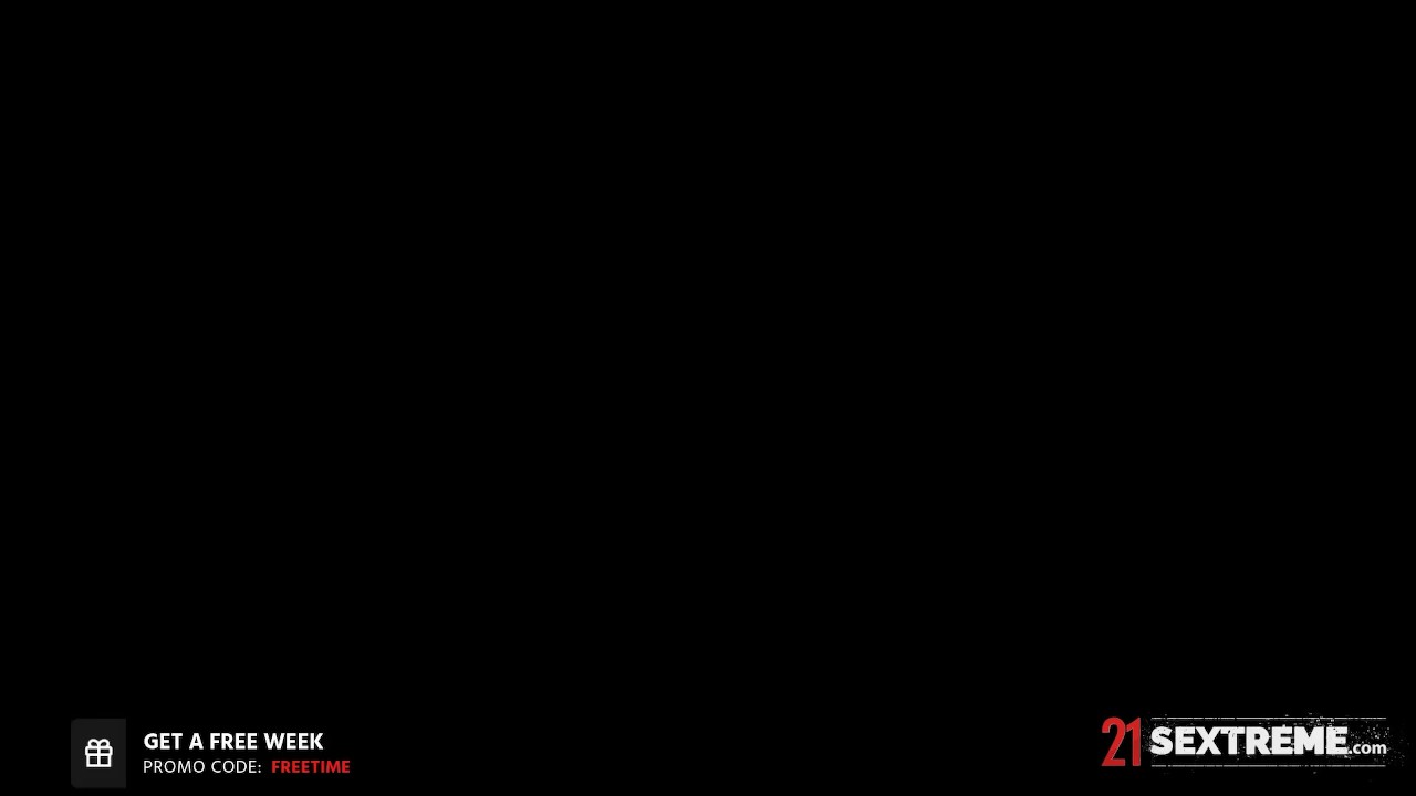 21 SEXTREME - Cherry Kiss é fodida com força pela gostosa lésbica Nesty - Vídeo de sexo grátis - RedTube
