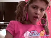 Ellie 18 Masturbation 1/16