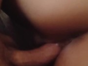 Esposa hoot gozando no pau do amigo enquanto marido trabalha 2/16