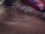 Chubby mexicana se viene en su dildo rosado. 13/16