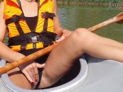 PRETTY WOMAN PUBLICLY PLAYS WITH HER PUSSY ON A KAYAK AT GREAT RISK OF BEING CAUGHT! 14/16