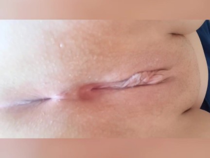 QUEEFING UP CLOSE ON TIGHT PUSSY! TOYS IN DEEP!