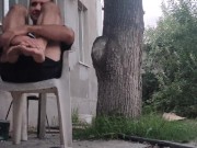 Rest in the yard 15/16