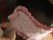 Jack se fait sucer - grosse éjaculation faciale - Sally adore ça !!! 11/16